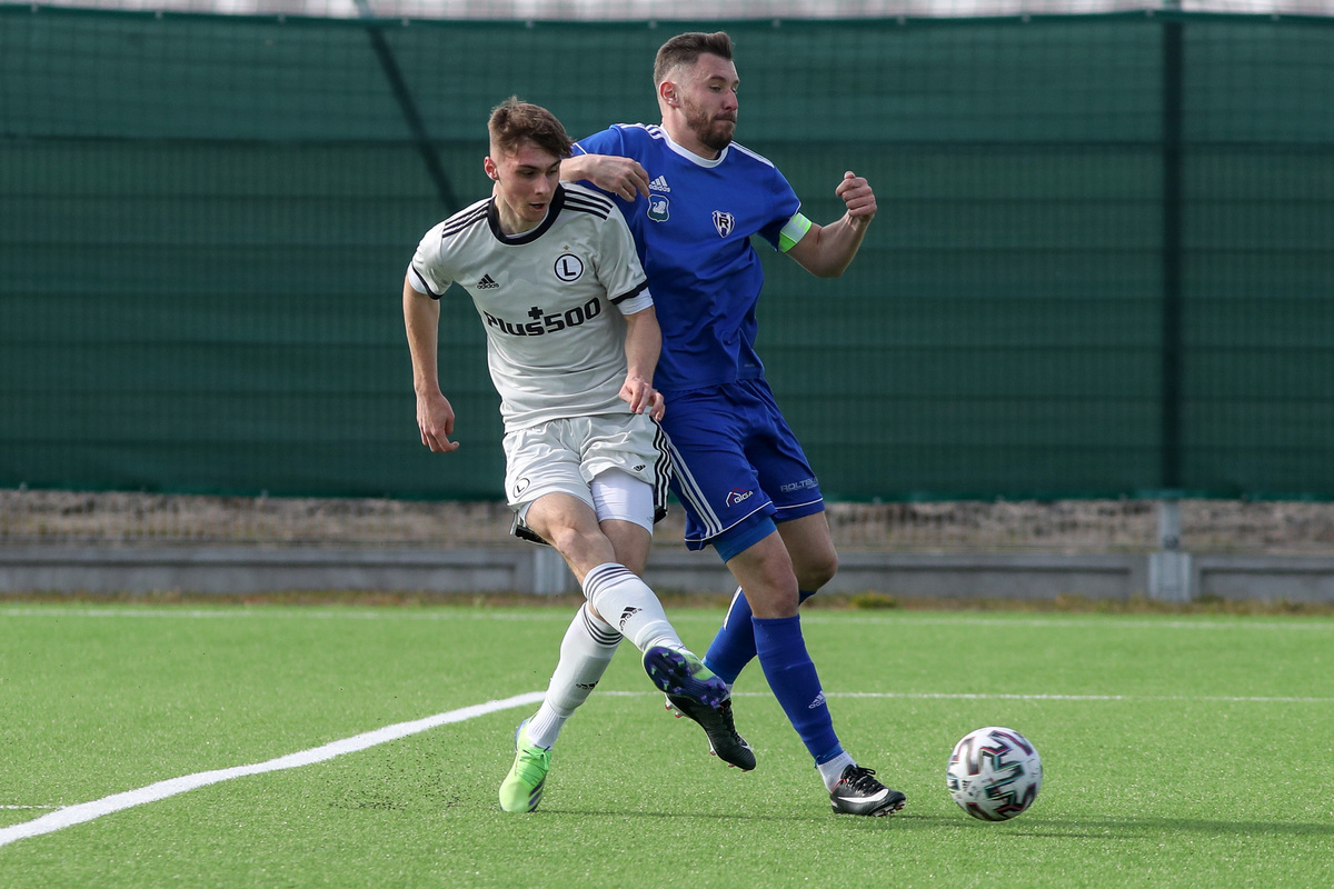 Legia.net – Legia Warsaw – Reserves: Win at Skyrnivis.  He played with others Vesovic