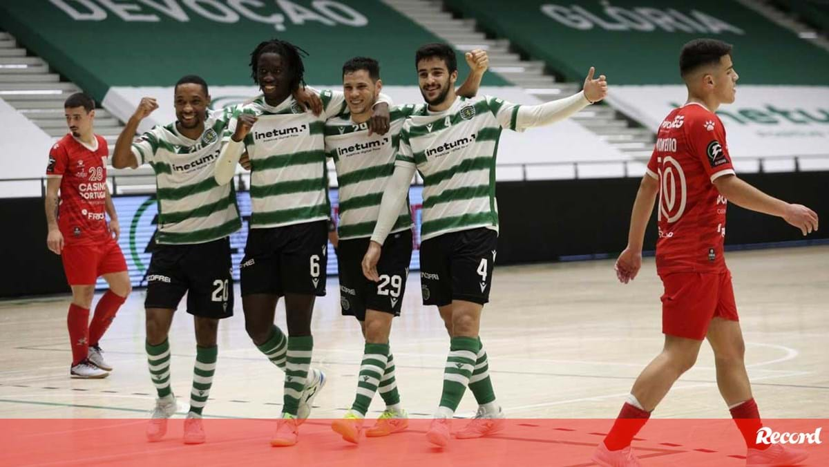 Sporting won Casinas in the historic match of Joao Matos - futsal

