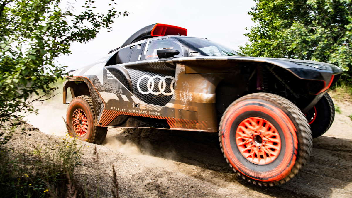 Audi hopes to win the 2022 Dakar race with its hybrid all-terrain car