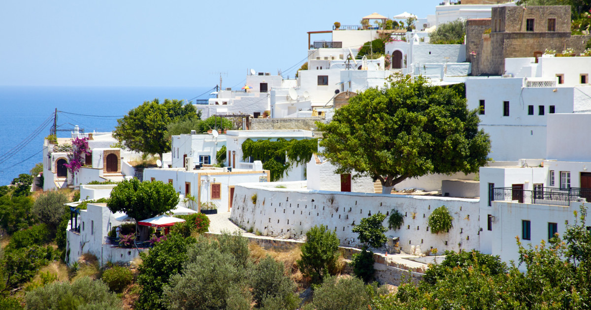 Greek holiday islands: – beware of holiday pearls