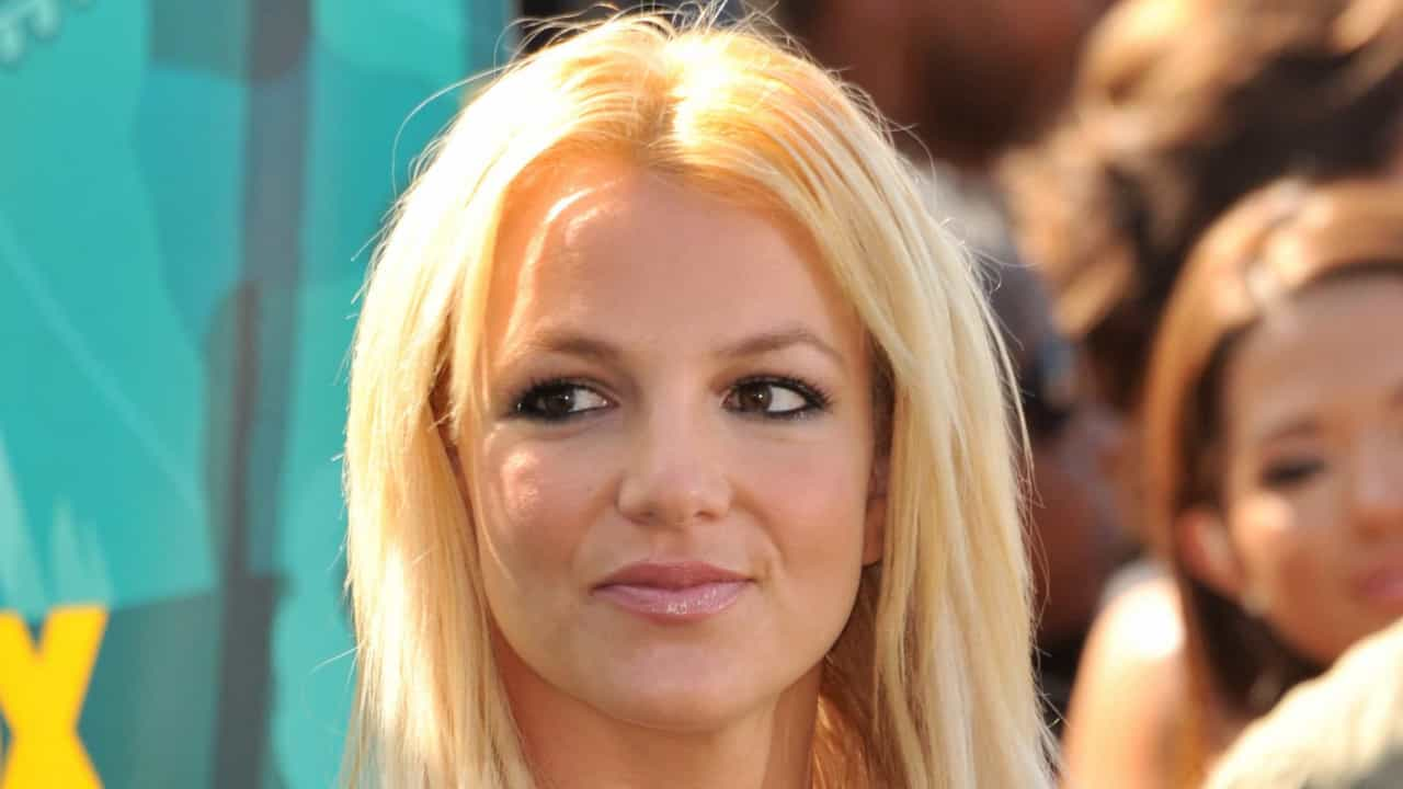 Britney Spears’ mother breaks her silence and responds to the end of guardianship