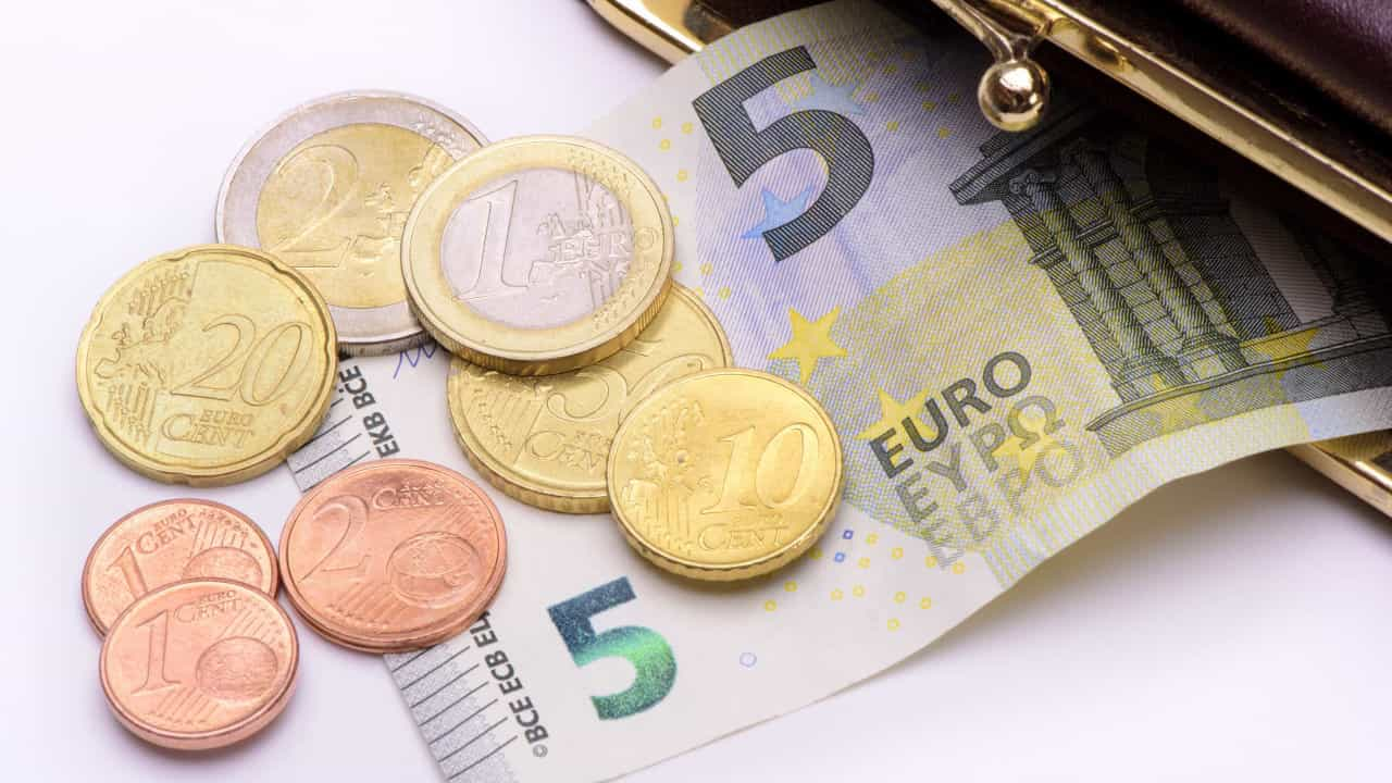 The minimum wage should rise to approximately €705.  Unions are asking for more