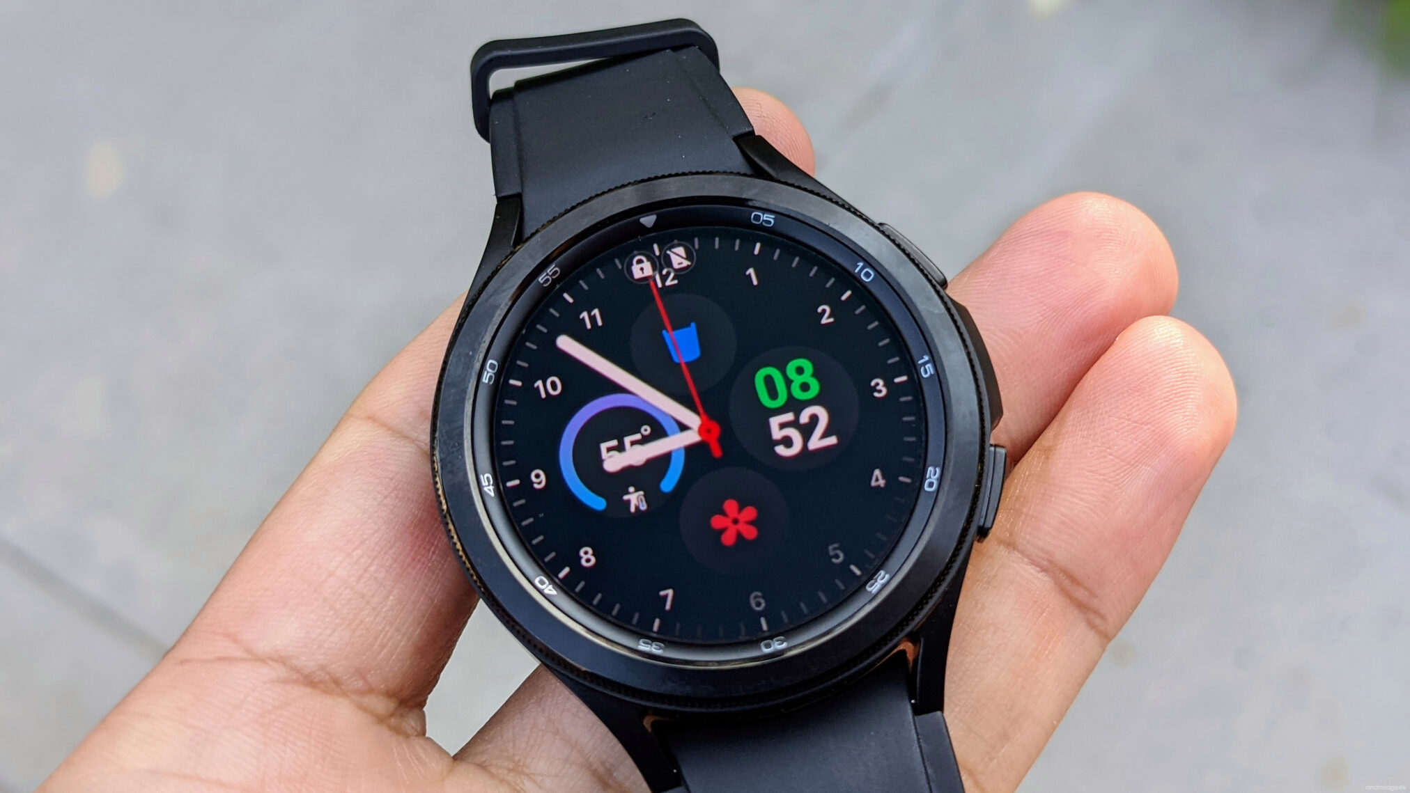 Galaxy Watch 4 and Watch 4 Classic now receive Samsung Browser for browsing


