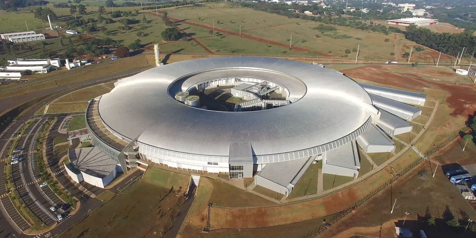 Caminhos da Reportagem addresses Sirius, the science accelerator