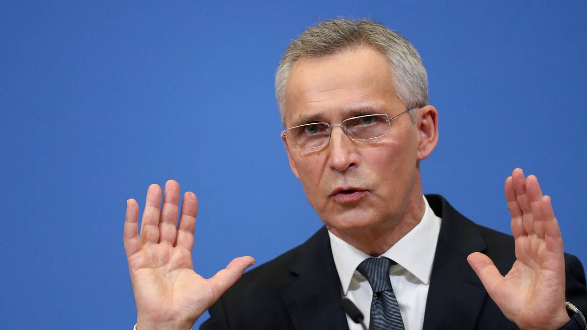 Jens Stoltenberg på NATO-pressekonferanse 7.1.22