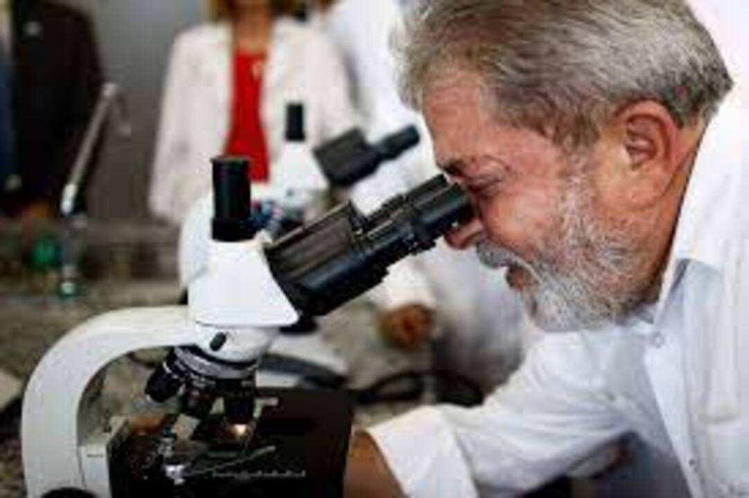 Lula and Sergio Resende advocate for funding for science and education