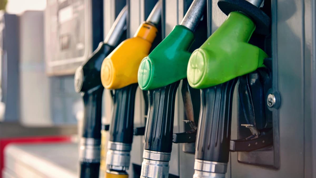 Subsidy 40 cents a liter on fuel in April