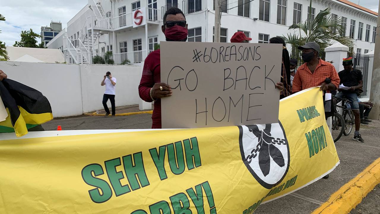 Protesters outside the British Consulate in Jamaica demanded the duke's couple return home, demanding financial compensation for the age of slavery.