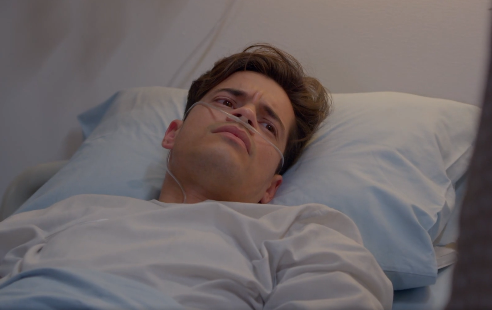 Synopsis of “Amour Amour”: Leandro is hospitalized and discovers a new disease