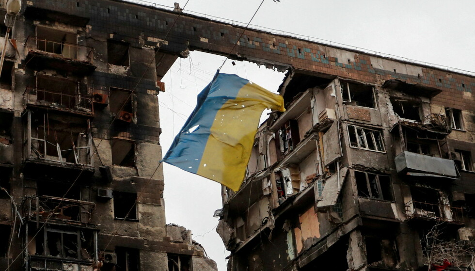 Tired but Not Left Out: The Path of War in Mariupol, Ukraine's Most Destroyed City.  Photo: Reuters/NTP