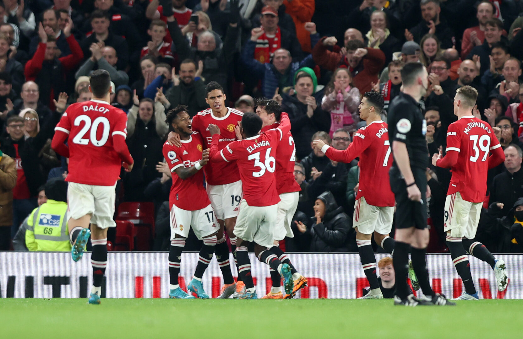 90 plus |  Playful Manchester United clearly beat Brentford