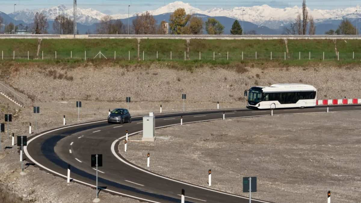 "Arena of the Future" da Stellantis para carregamento da bateria dos elétricos