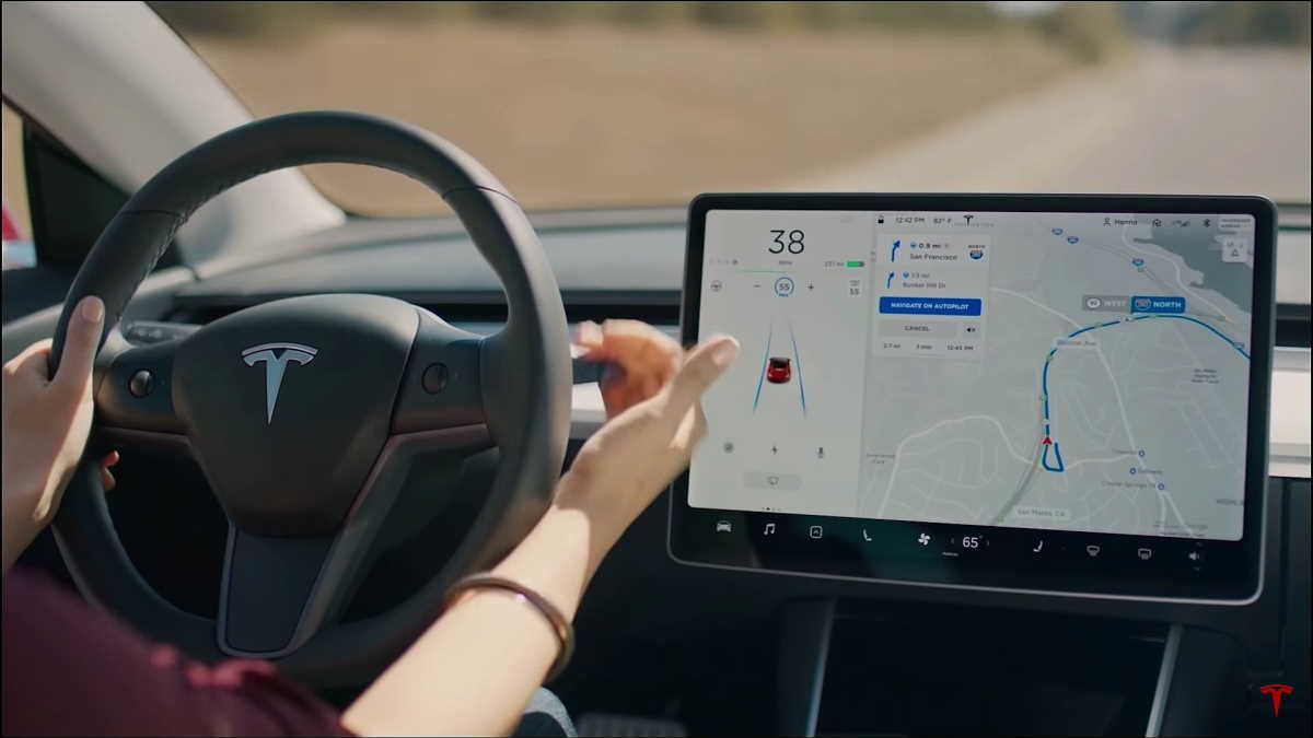 YouTube removes a video of Tesla Full-Self Driving tests with real kids