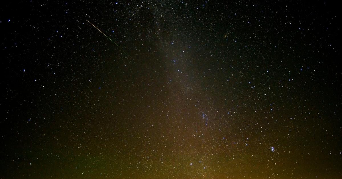 Understand the meteor showers that occur this month