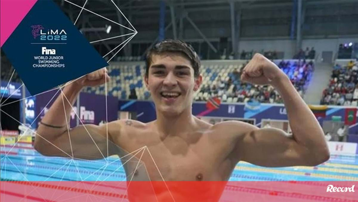 Diogo Ribeiro became the junior world champion and set a record in the ...