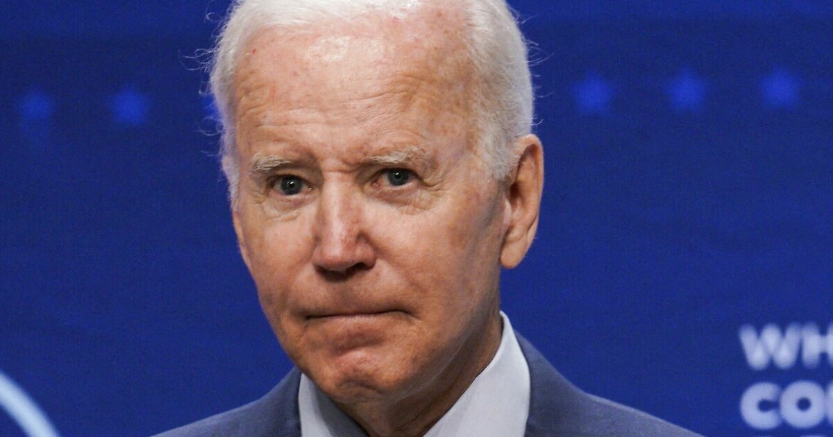 Joe Biden with a blister – Biden shouted at a dead woman