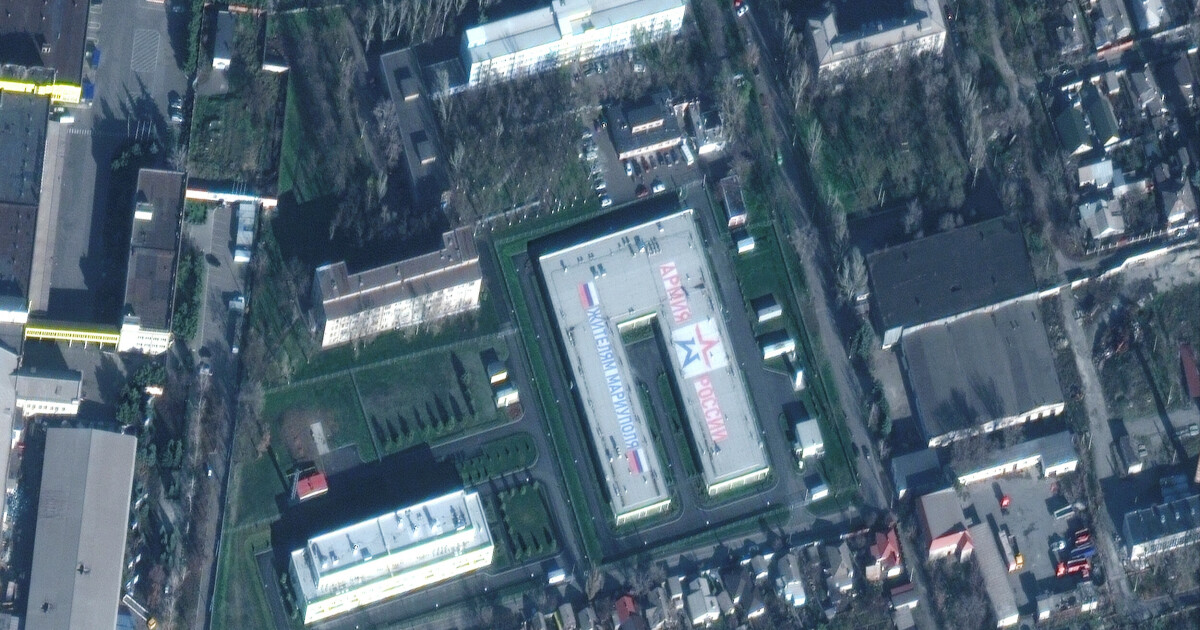 New satellite images: – Russia is building a military base in Mariupol