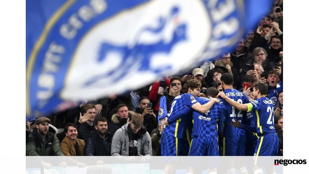 FTX collapse comes to football world: Chelsea loses cryptocurrency sponsor